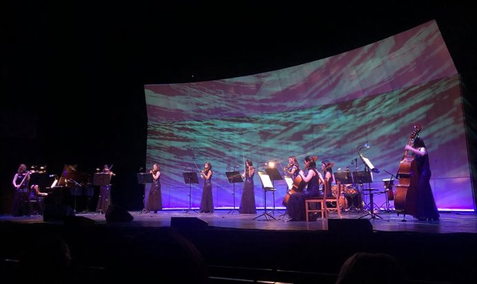 Concierto de Délica Chamber Orchestra, formado únicamente por mujeres provenientes de las orquestas más prestigiosas de Europa, organizado por la Fundación Excelentia y celebrado en el Teatro Real de Madrid por el 8M