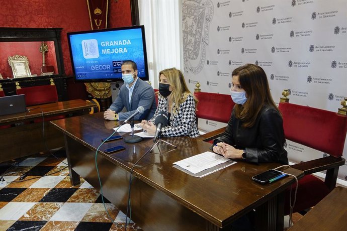Rueda de prensa sobre la aplicación 'Granada mejora'