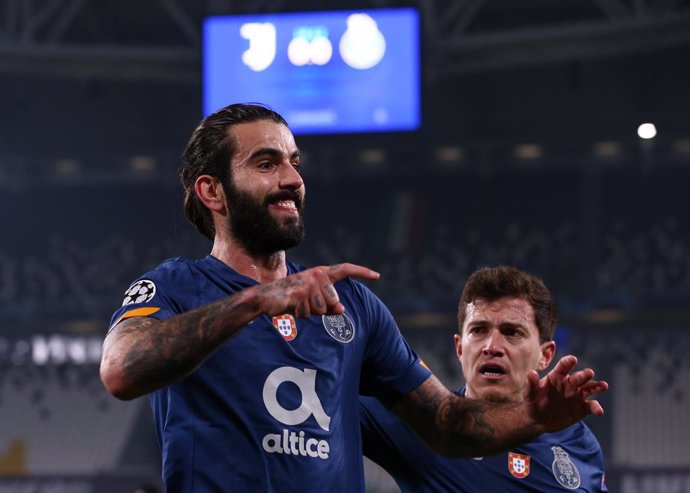 09 March 2021, Italy, Turin: Porto' Sergio Oliveira celebrates scoring his side's first goal during the UEFA Champions League round of 16, second leg soccer match between Juventus FC and FC Porto at the Allianz Stadium. Photo: Jonathan Moscrop/CSM via Z