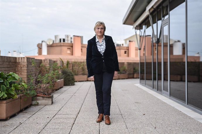 La Consellera de Sanidad de Valencia, Ana Barceló, posa tras una entrevista para Europa Press