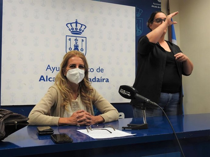 La delegada de Accesibilidad del Ayuntamiento de Alcalá de Guadaíra, María José Morilla (Cs).
