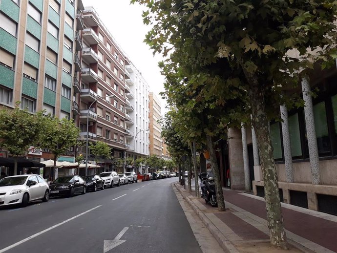Archivo - Avenida de Portugal de Logroño, donde se instalará un  nuevo paso de peatones, en el pasaje con Gran Vía.