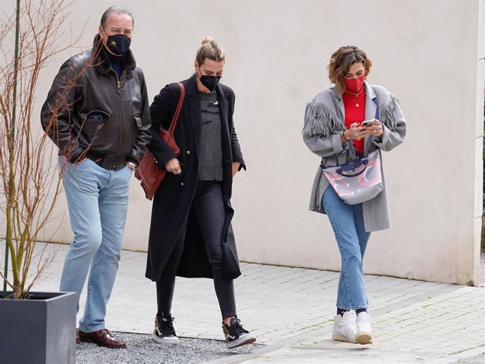 Bertín Osborne, con sus hijas Alejandra y Eugenia