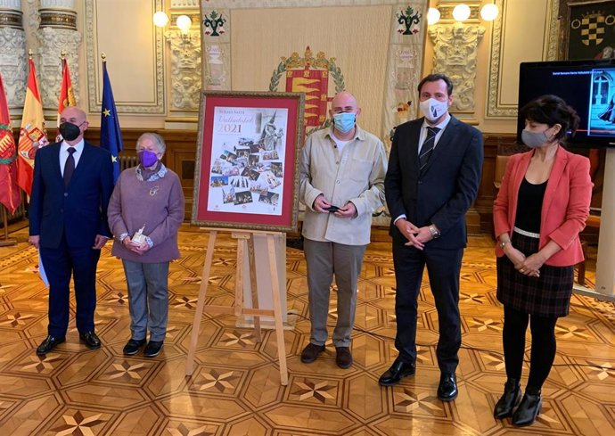 Presentación del cartel y la pregonera de la Semana Santa de Valladolid en 2021.