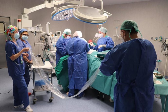 Nota Intervenciones Y Disminución Lista Espera Hospital Juan Ramón Jiménez