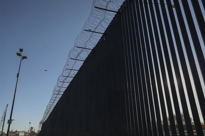 Archivo - Frontera entre México y Estados Unidos