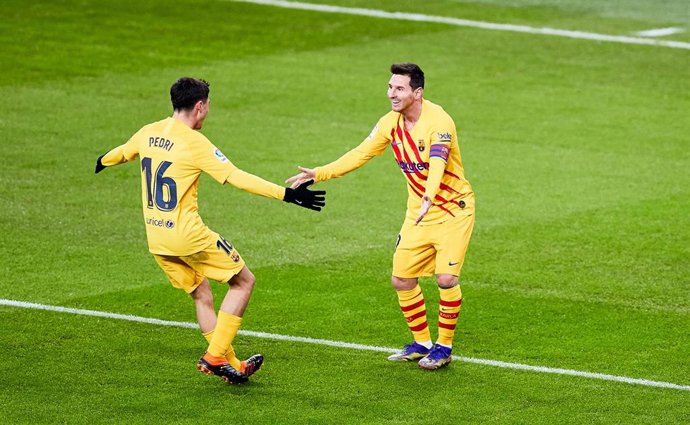 Archivo - Messi y Pedri, Barcelona