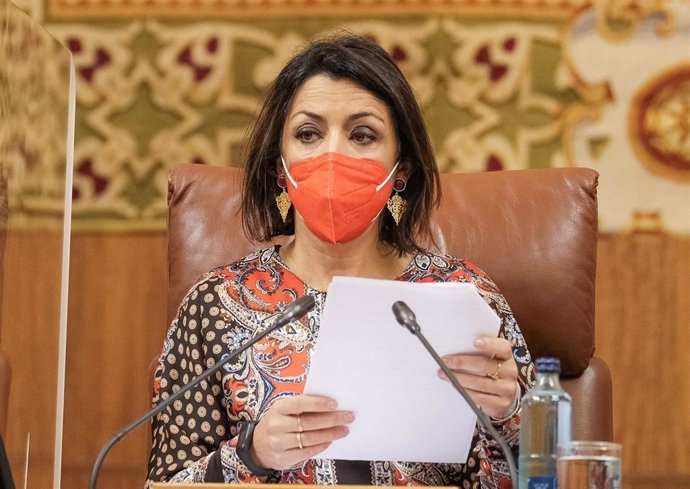 La presidenta del Parlamento de Andalucía, Marta Bosquet.