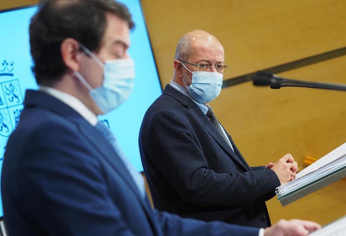 Rueda de prensa de Mañueco e Igea sobre moción de censura