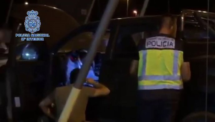 Nota De Prensa: "La Policía Nacional Detiene A Cinco Personas Integrantes De Una Organización Criminal Dedicada A Sustraer Vehículos Y Comercializarlos En Casas De Compra Venta"