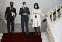 Juanma Moreno pide al Gobierno 2.200 millones en ayudas directas para hosteleros, comercios y autónomos en Andalucía