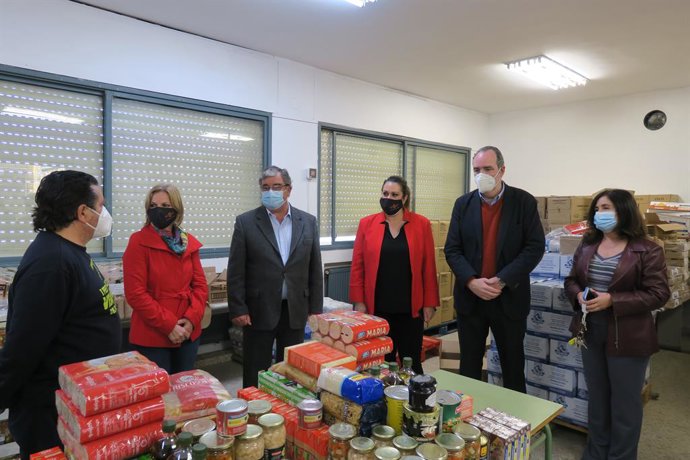 Visita a entidades que colaboran con el Banco de Alimentos