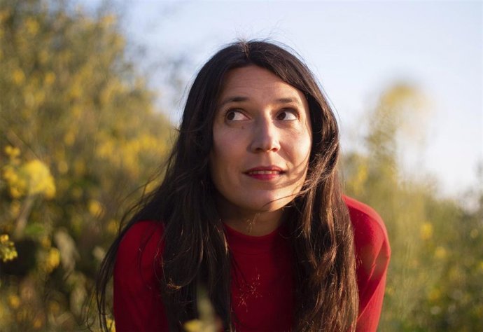 La joven cantautora de "música rural contemporánea" Lorena Álvarez