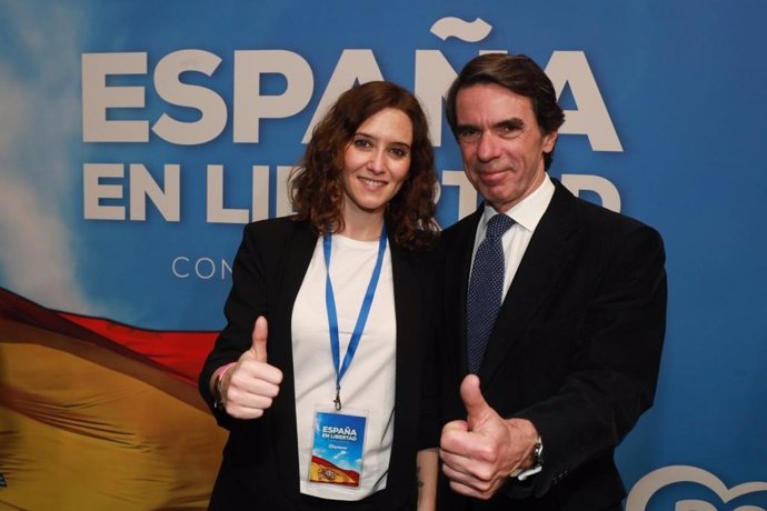 Archivo - Isabel Díaz Ayuso y José María Aznar en Convención Nacional PP