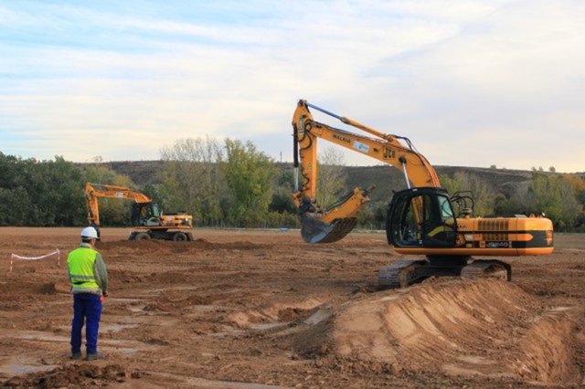 Archivo - La DPZ se incorpora al accionariado de la empresa Tragsa para poder usar su maquinaria como medios propios.