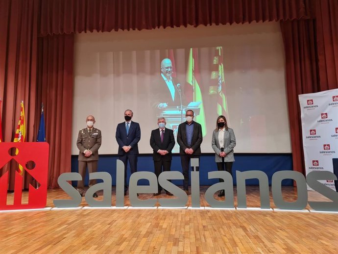 El consejero de Educación, Cultura y Deporte del Gobierno de Aragón, Felipe Faci, ha participado en la entrega de la 34 edición de los Premios Don Bosco al Diseño e Innovación Tecnológica