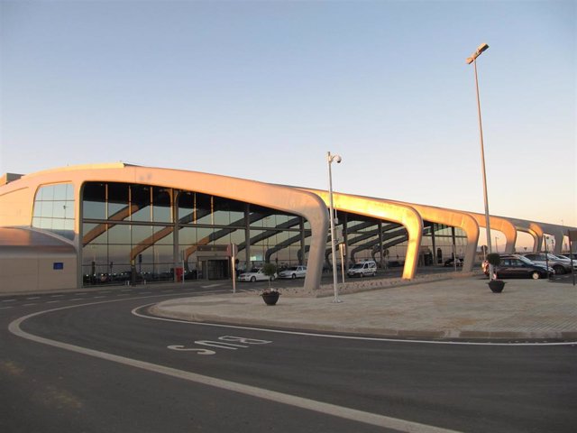 Archivo - Aeropuerto de León situado en la localidad de La Virgen del Camino