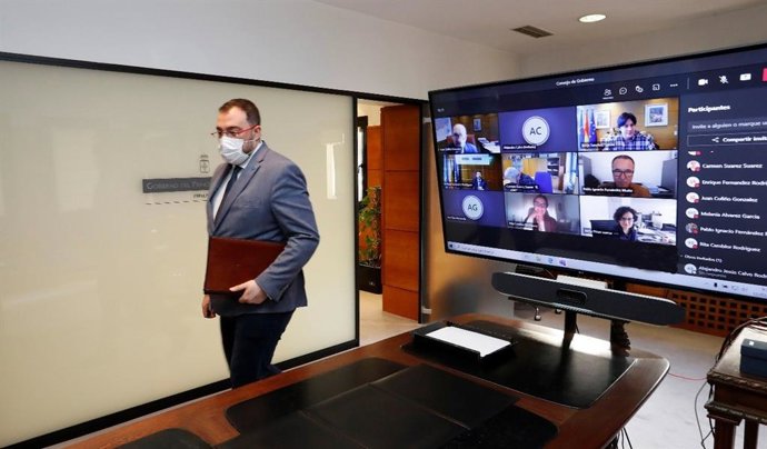 El presidente del Principado de Asturias, Adrián Barbón, preside la reunión del Consejo de Gobierno de este viernes 12 de marzo de 2021.