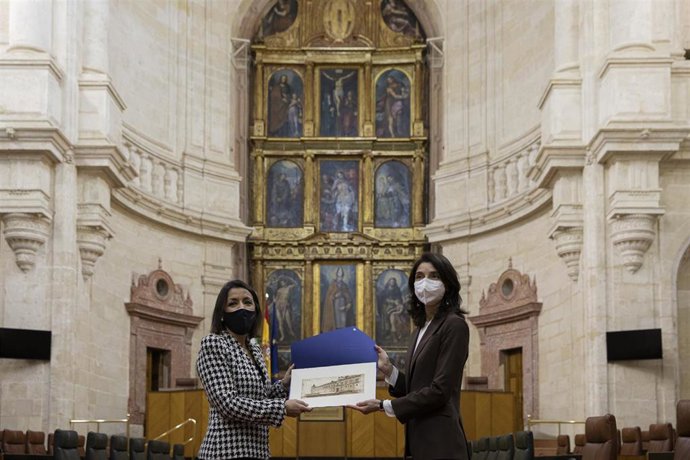 La presidenta del Parlamento, Marta Bosquet, este viernes junto a la presidenta del Senado, Pilar Llop.