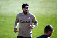 Simeone: "No he visto muchos equipos que vayan ganando y se vayan al ataque en los últimos minutos"