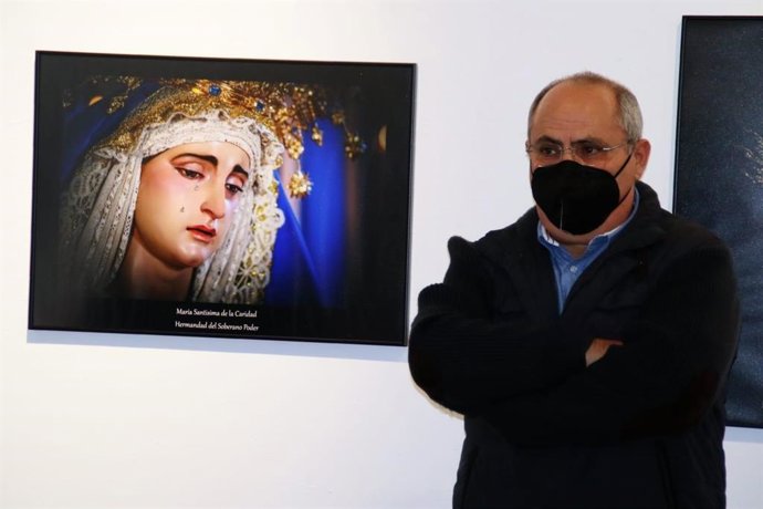 Autor de la exposición sobre la Semana Santa alcalareña