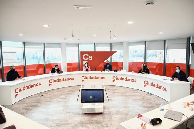 La presidenta de Ciudadanos, Inés Arrimadas, durante una reunión del Comité Permanente del partido.