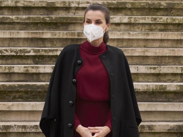 La Reina Letizia ha visitado la exposición sobre Concepción Arenal en la Biblioteca Nacional