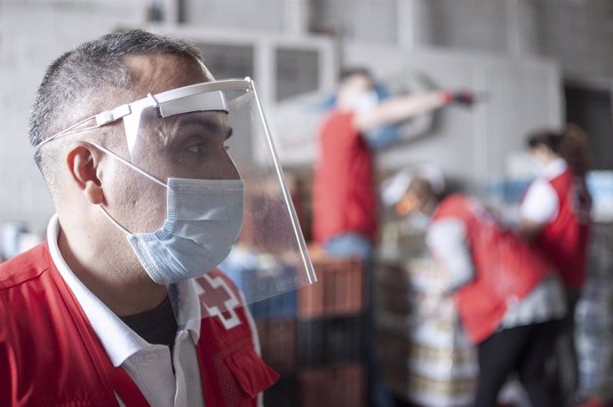 Cruz Roja Española atiende a más de 515.000 personas en Andalucía con un plan especial frente a la pandemia
