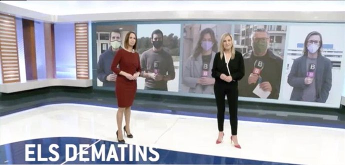 Maria Salas y Neus Albis presentan 'Els Dematins' en IB3 Televisión.
