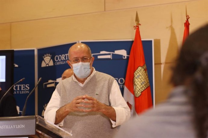 El vicepresidente y portavoz de la Junta, Francisco Igea, durante su comparecencia junto al resto del grupo parlamentario de Cs del 12 de marzo de 2021.