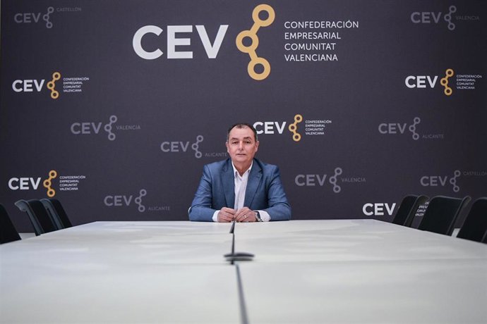 El presidente de la CEV, Salvador Navarro.