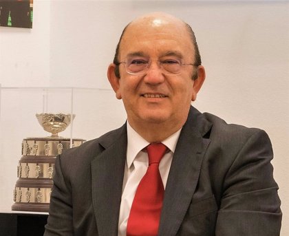 República delicado lineal Miguel Díaz Román, reelegido presidente de la Real Federación Española de  Tenis
