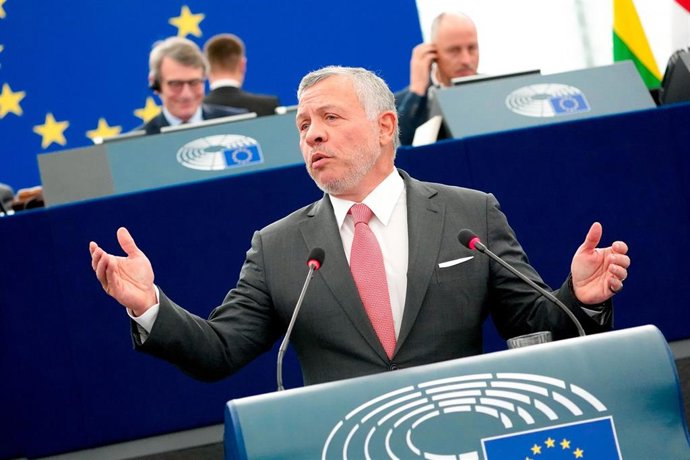 Archivo - Abdalá II en el Parlamento Europeo