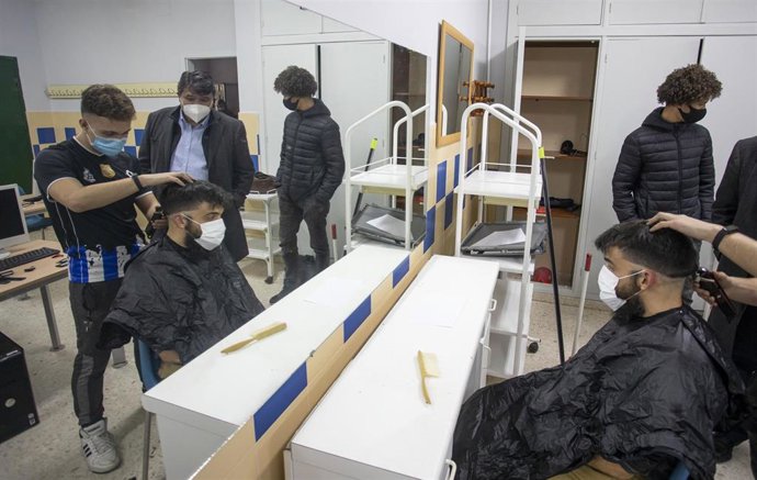 Alcalde de Huelva agradece a AguaViva su implicación en la Eracis y su trabajo para la recuperación del movimiento juvenil