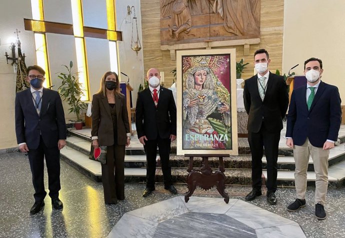 La Hermandad de la Macarena de Almería dedica su cartel de Semana Santa a los sanitarios