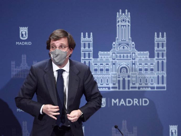 El alcalde de Madrid, José Luis Martínez-Almeida, en una rueda de prensa posterior a la Junta de Gobierno de Madrid.