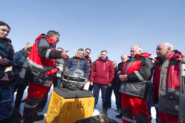 Acto inaugural del Baikal-GVD