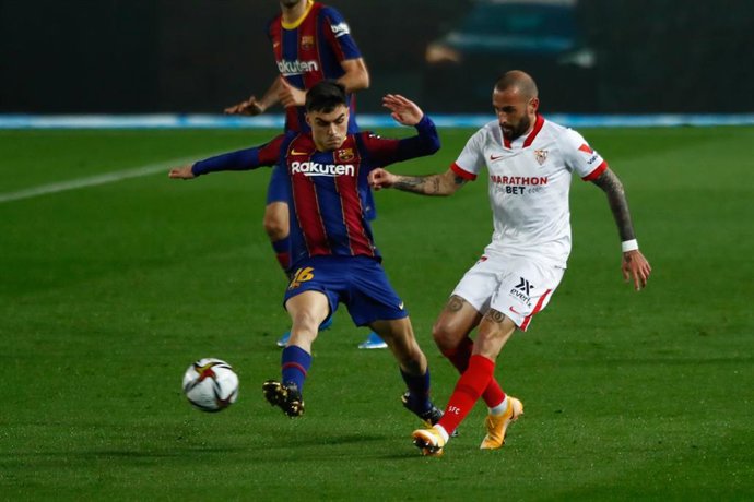 BARCELONA, SPAIN - MARCH 03: 16 Pedri of FC Barcelona in action during the Spanish cup, Copa del Rey, football match played between FC Barcelona and Sevilla FC at Camp Nou Stadium on March 03, 2021 in Barcelona, Spain.