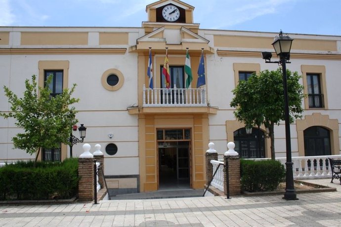 Archivo - Fachada del Ayuntamiento de El Viso del Alcor