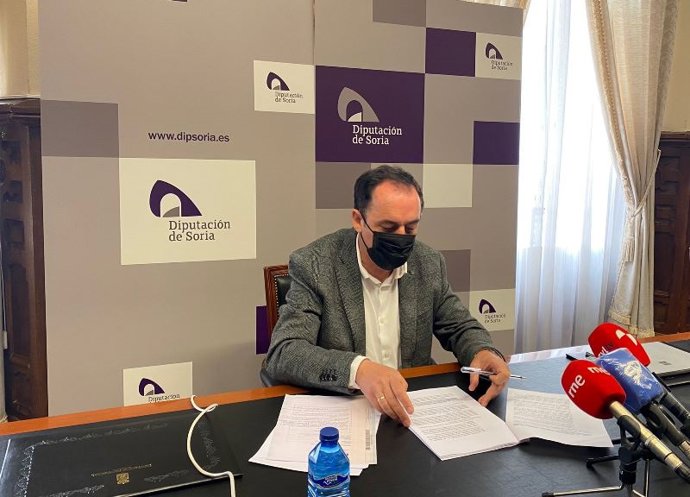 Benito Serrano, durante la rueda de prensa.