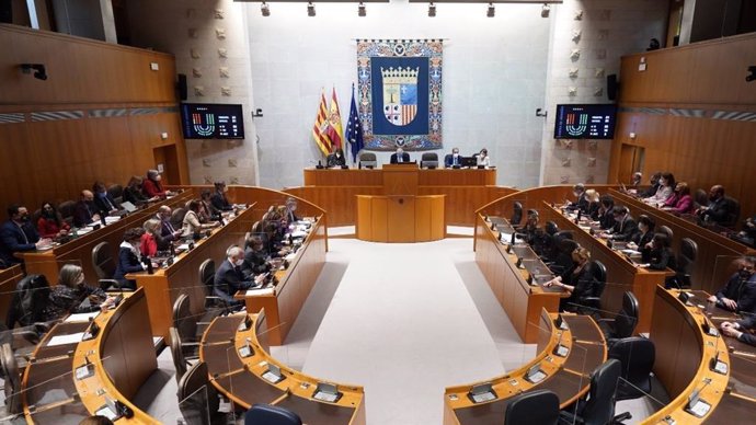 VOX en Aragón reclama medidas de apoyo al sector de la automoción.