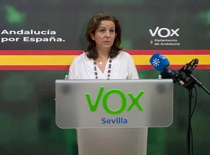 La diputada autonómica de Vox por la circunscripción de Sevilla, María José Piñero.