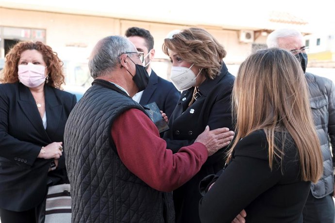 Susana Díaz con empresarios y hosteleros en Los Barrios