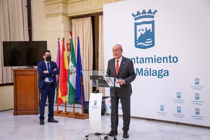 El alcalde de Málaga, Francisco de la Torre, en rueda de prensa