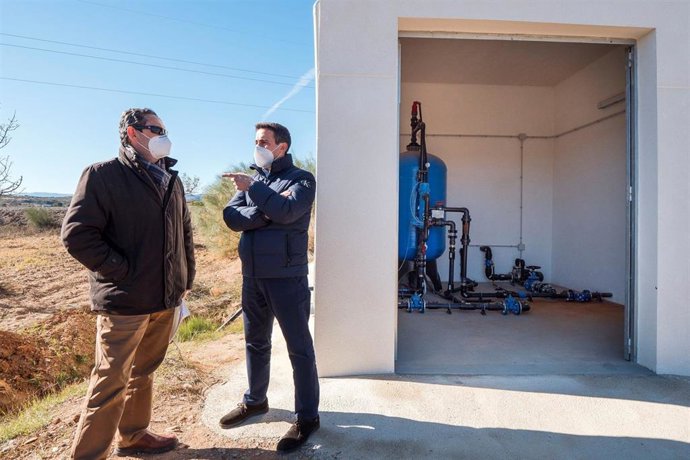 Archivo - Óscar Liria visita las instalaciones de agua en Gérgal