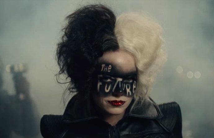 Cruella: La transformación de Emma Stone en villana protagoniza el nuevo tráiler