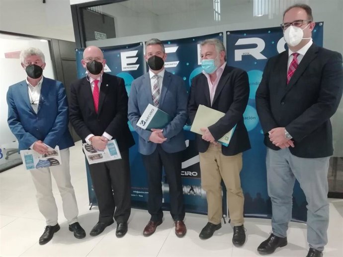 Cremades con Asociación de Comerciantes Aeciro de Rota