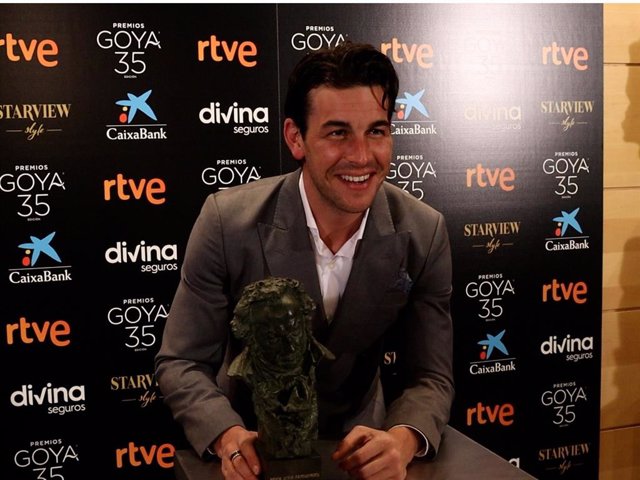 Mario Casas recoge su Goya a Mejor Actor Protagonista por 'No Matarás'