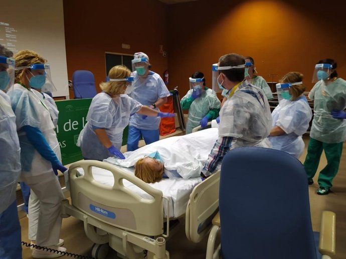 El  Hospital Virgen de la Victoria realizará esta año 86 nuevas ediciones de cursos formativos y una decena de nuevas propuestas docentes