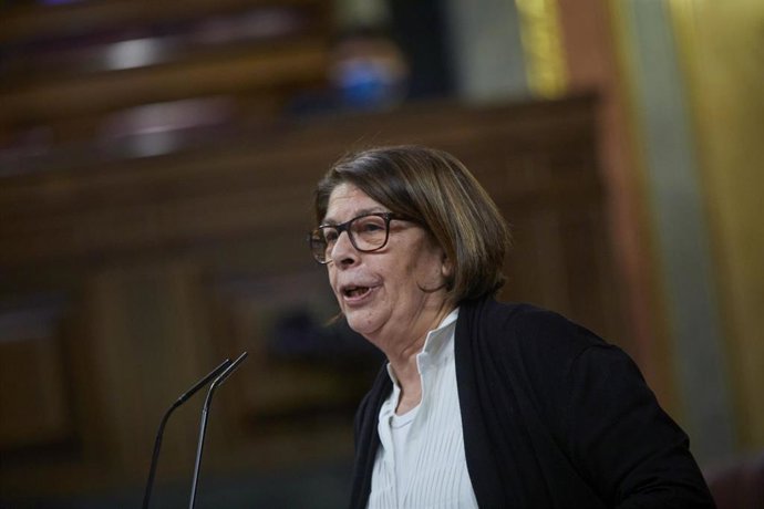 La diputada de Más País, Inés Sabanés, interviene durante una sesión plenaria en el Congreso de los Diputados, en Madrid (España), a 9 de marzo de 2021.